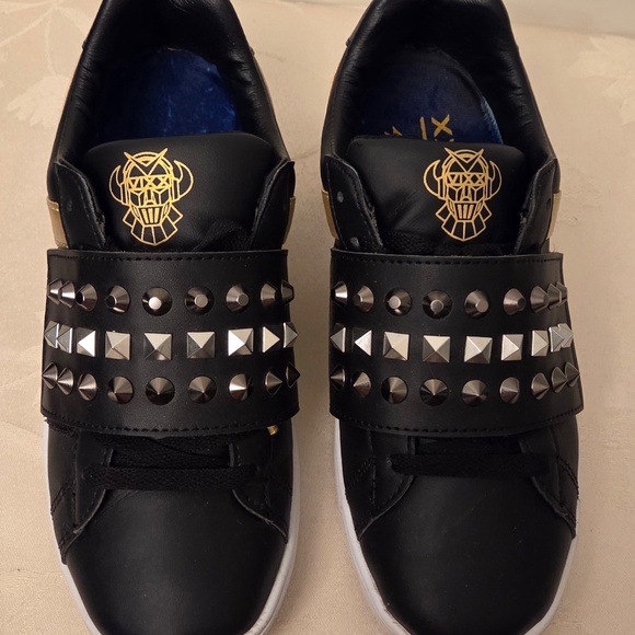 VIXX PONY "Liberty" Limited Edition SUPER HERO Black Sneakers 'RARE' KPOP - Picture 10 of 15